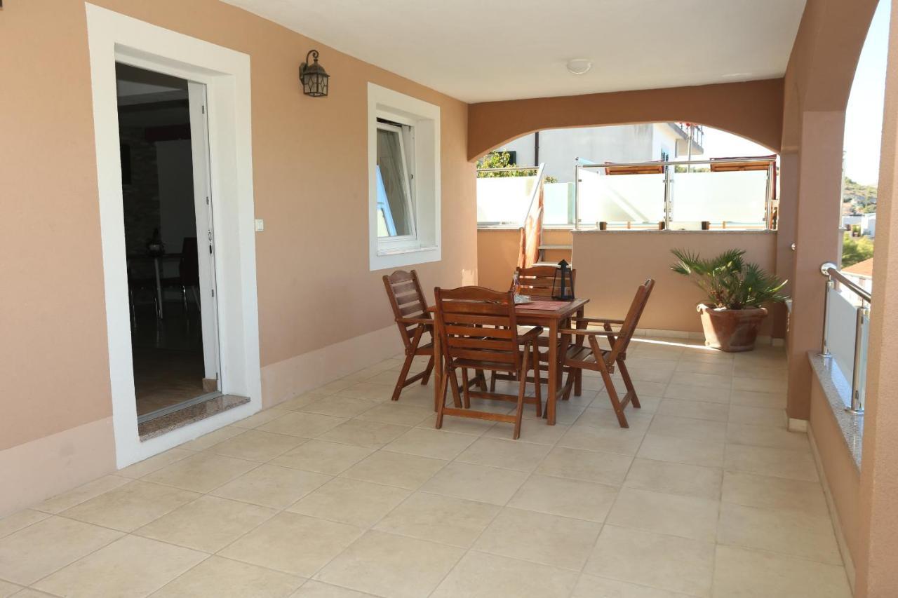 Villa Andric Trogir Bagian luar foto